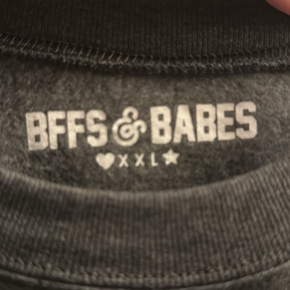 BFFS & BABES “Cool Aunt” sweatshirt - Picture 2 of 2